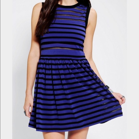 NWOT Silence + Noise Blue and Black Striped Dress - Picture 1 of 4